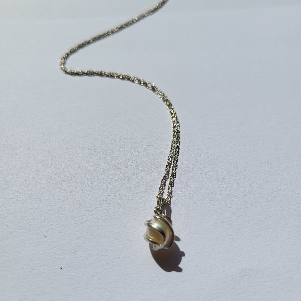 925 Sterling Silver Pearl Cage Wire Wrapped Pendant Necklace Vintage